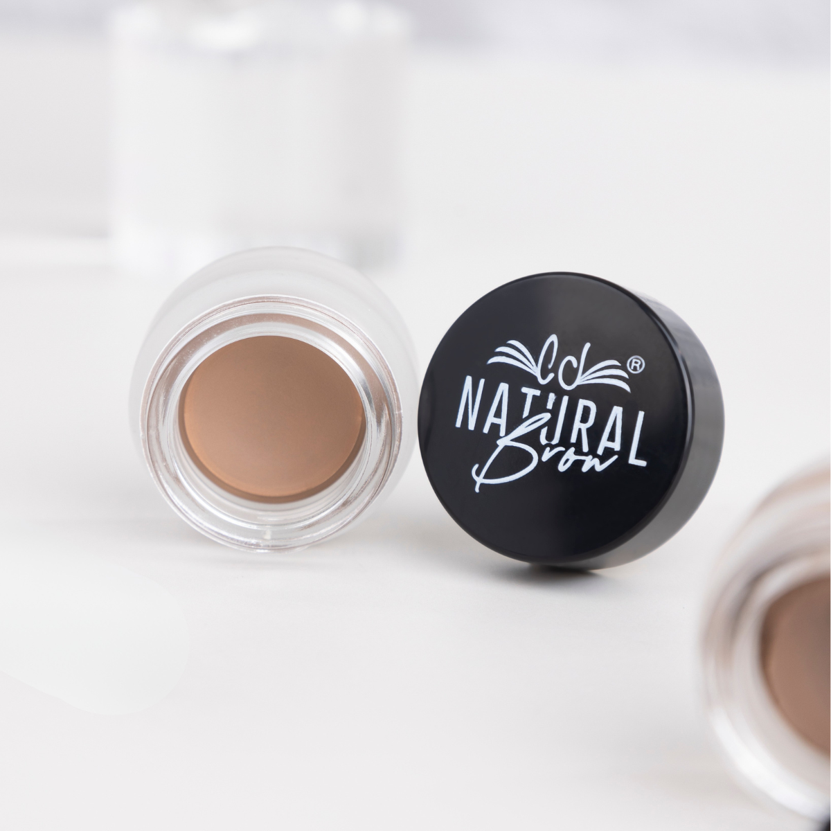 Natural Brow | Cera para cejas tipo sombra